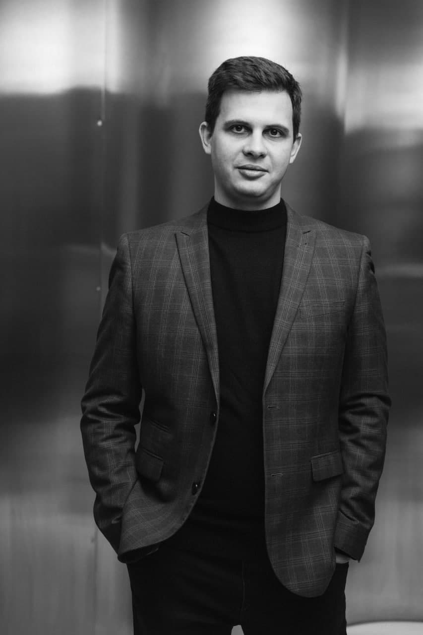 Attorney Artur Kolisnychenko